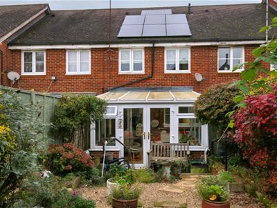 Property image 10 of home to buy in Andrew Close, Shenley